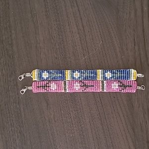 New women handmade woven bead daisy bracelets.7.5 in.long